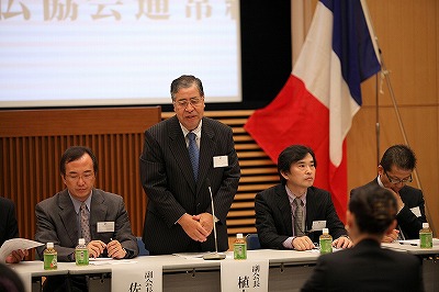 総会風景